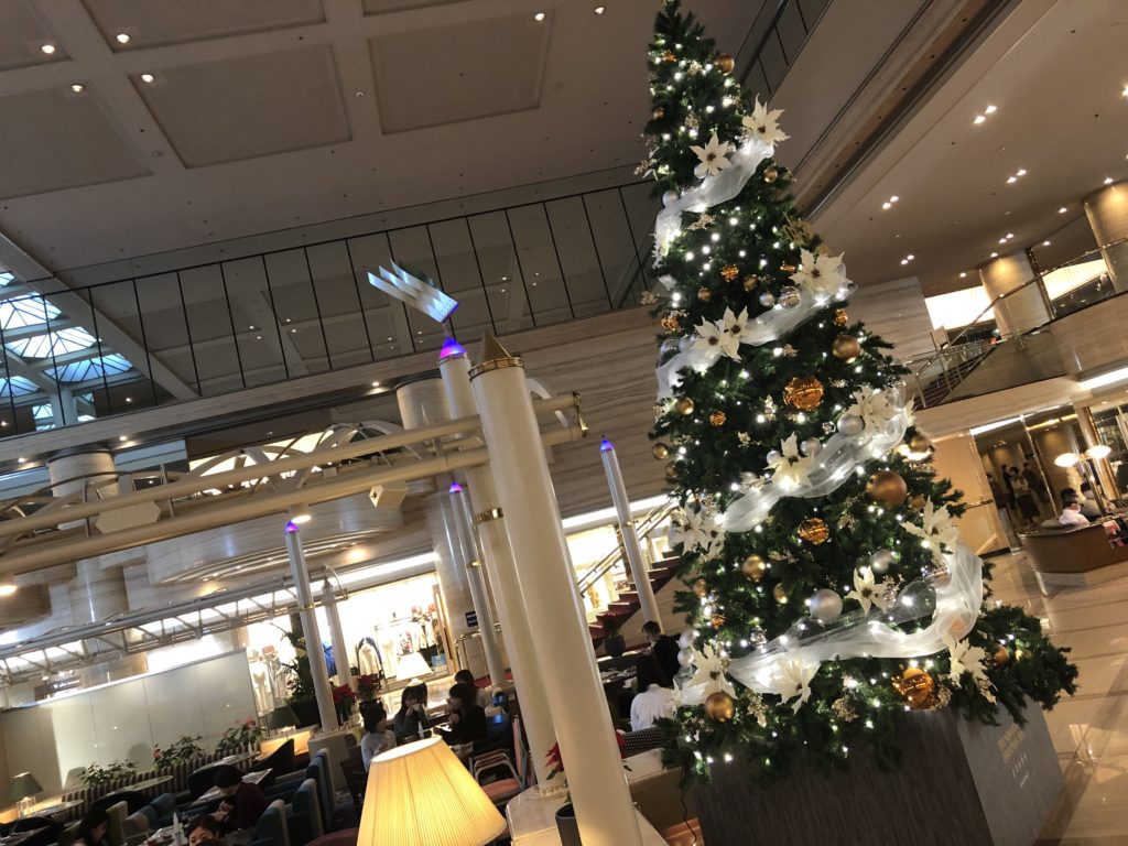 ニューオータニ大阪クリスマスツリー